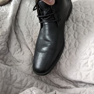 Clark's leather black half boot, size 43 USA in good condition very light and co